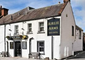 Exterior view of the Airlie Arms Hotel in Kirriemuir