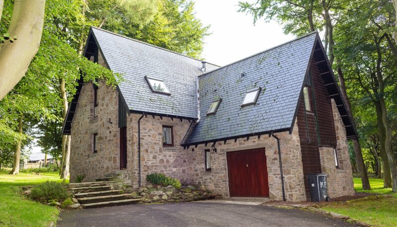 Bards Neuk at Forbes of Kingennie