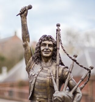 Bon Scott Statue
