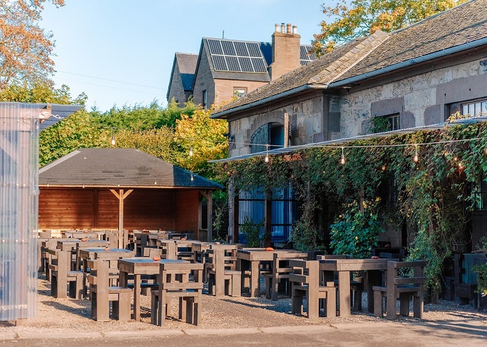 Charleton Farm, Montrose