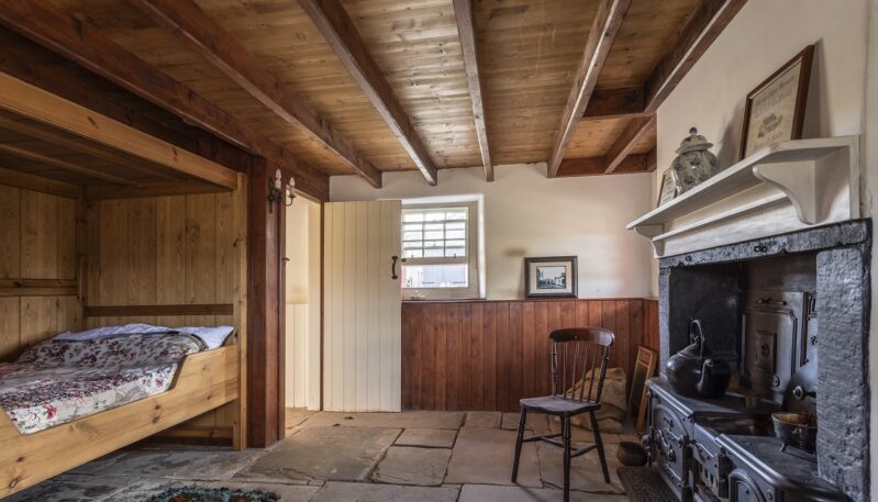 Davidson Legacy Cottage, Aberlemno, near Brechin