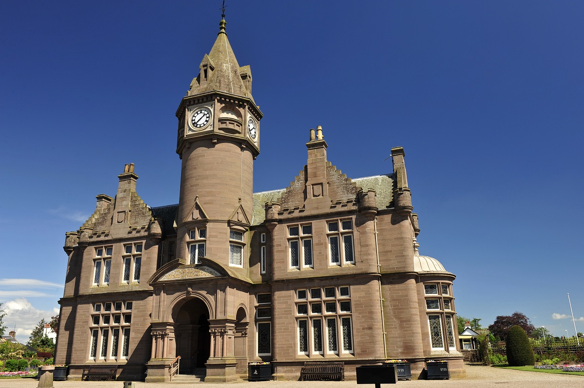 Inglis Memorial Hall and Library, Edzell