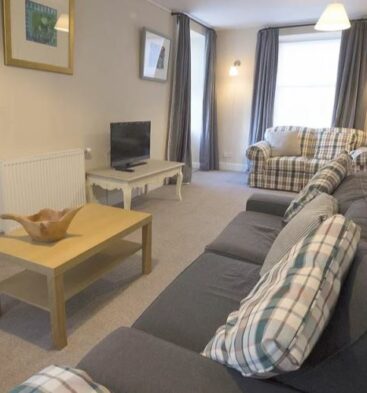 Gallery Flat - Self Catering Accommodation in Kirriemuir