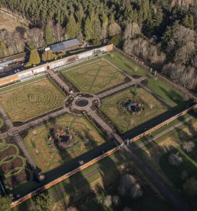 Glamis Castle gardens