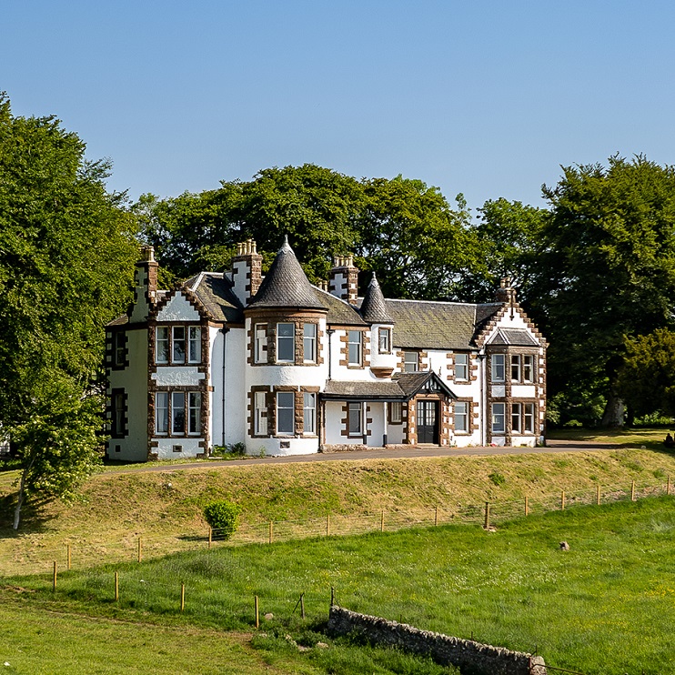 Exterior view of Kinclune House near Kirriemuir