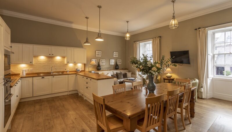 Kinnaird Castle - Lauderdale Apartment Kitchen