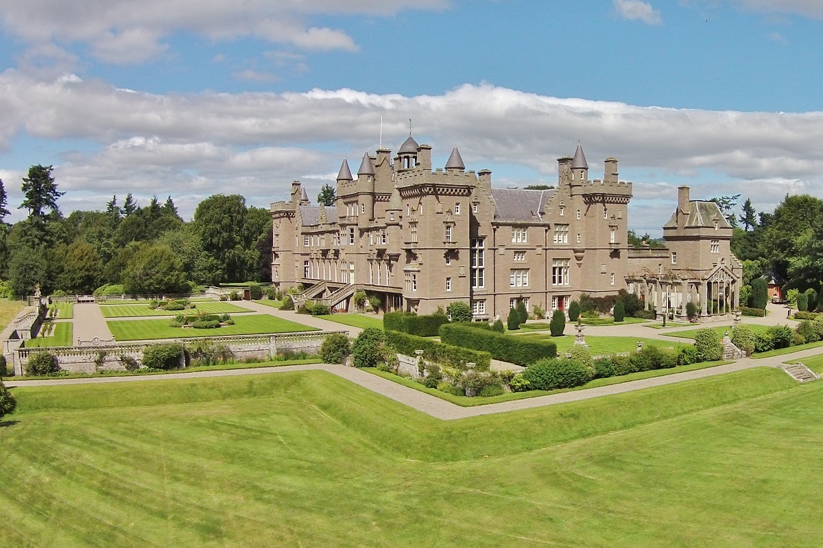 Kinnaird Castle - Self Catering Accommodation near Brechin