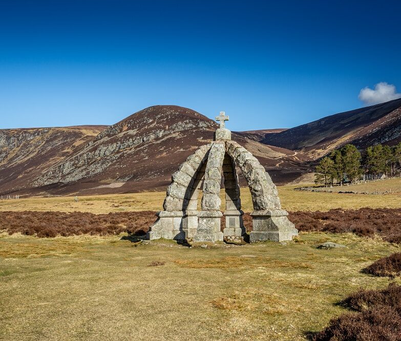 Mount Keen and Queen’s Well Walking Route