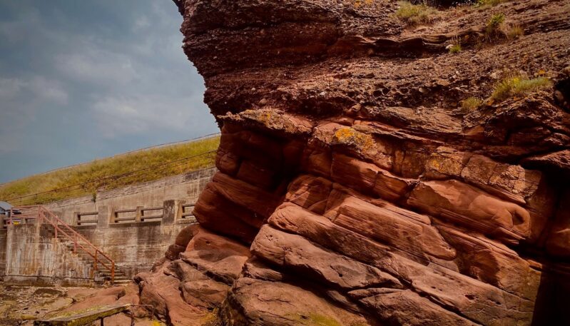 Stories of Stone - guided geology walks of the Arbroath Cliffs